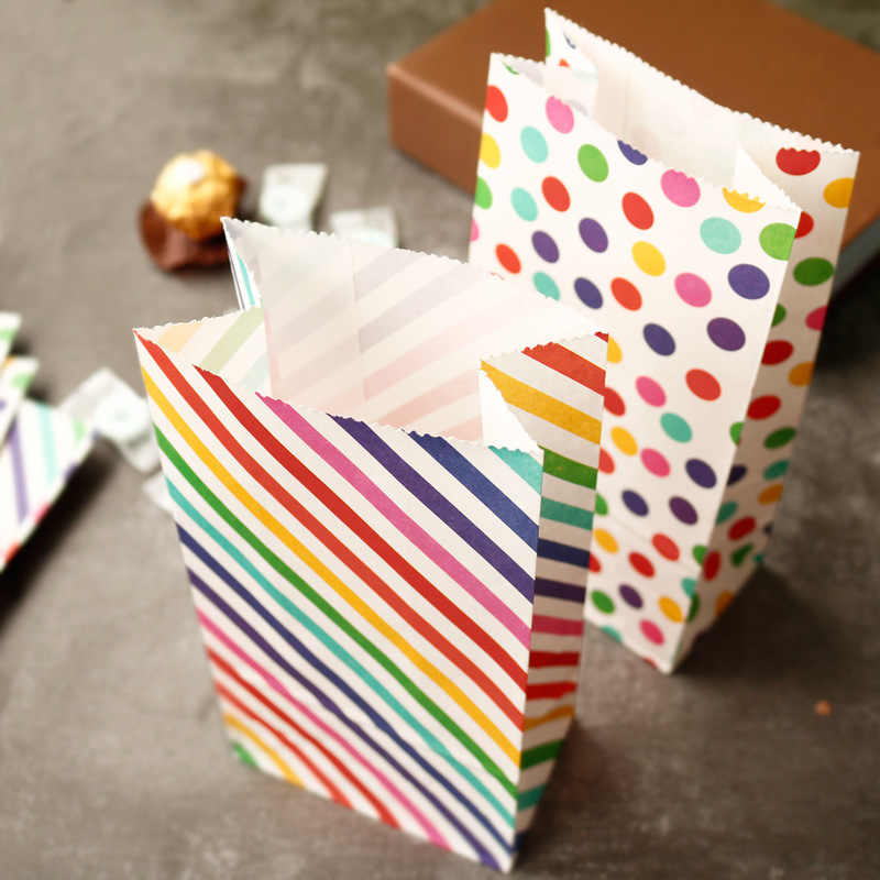 Small Paper Bags Rainbow Print - огляд і ціна Wedding Event Supply