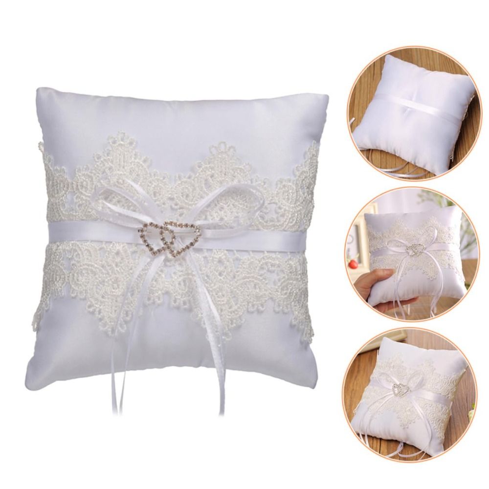 White Lace Wedding Ring Pillow - огляд і ціна Ring Bearer Pillow